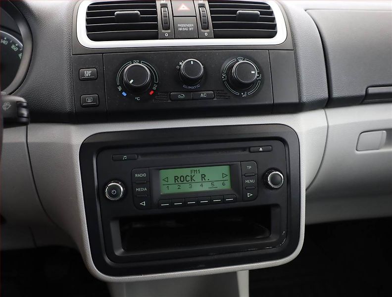 Škoda Fabia (2007) 1.4 TDI, zamluveno - fotka 9 z 15
