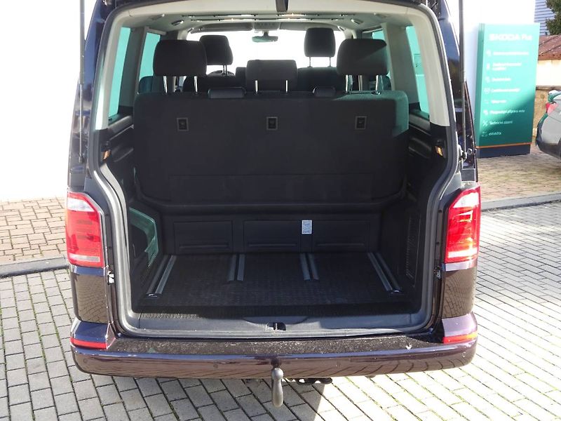 Volkswagen Multivan (2016) 2,0TDi /110kW KR 4 Motion DSG - fotka 23 z 25