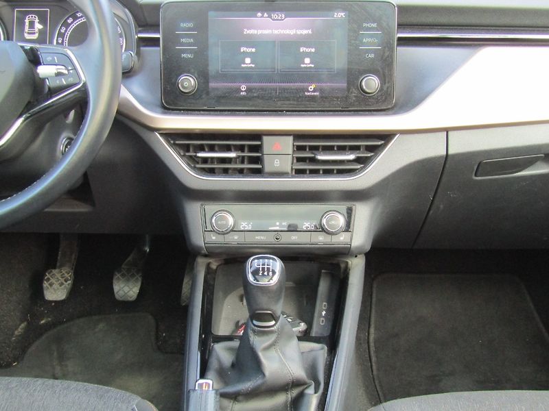 Škoda Kamiq (2021) 1.0 TSI 66kW - fotka 17 z 35