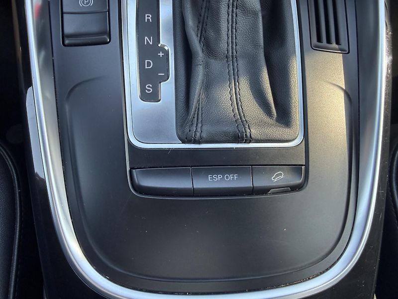 Audi Q5 2.0 TDI 125kW QUATTRO - fotka 18 z 31