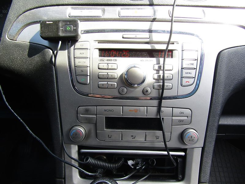 Ford Galaxy (2007) 2.0 TDCi 96kW - fotka 31 z 34