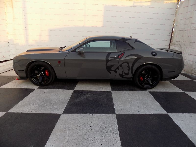 Dodge Challenger (2018) 6.2/V8/HELLCAT/SRT/Větr.sed/ČR - fotka 2 z 39