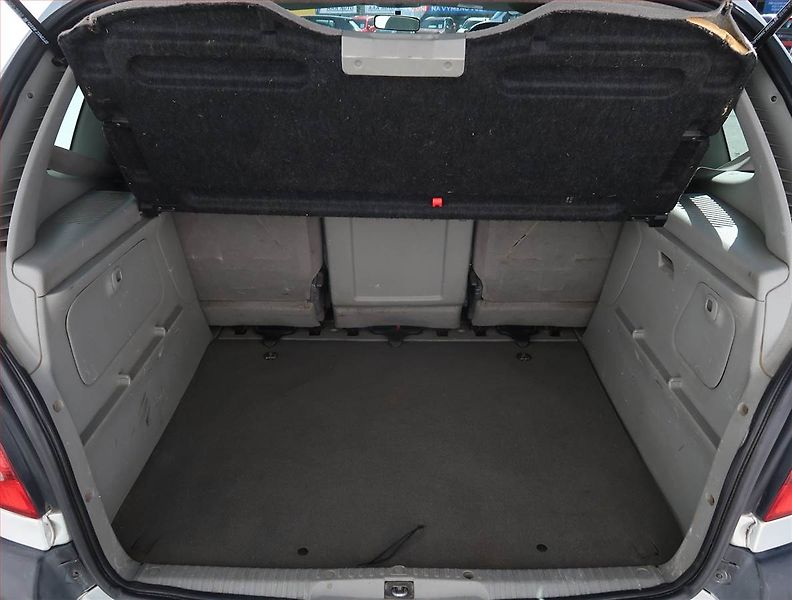 Renault Scénic (2000) 1.6i, Klima, udržované - fotka 13 z 13