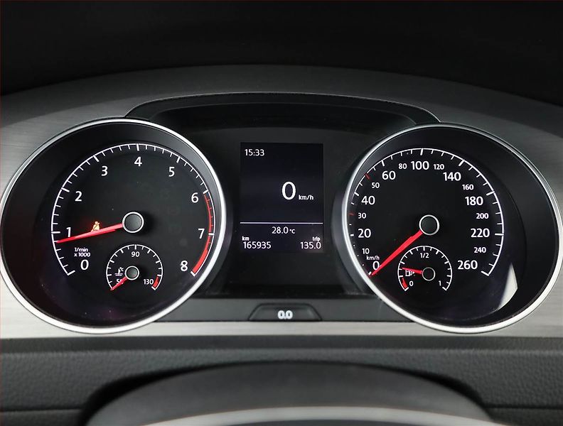 Volkswagen Golf (2017) Comfortline 1.4 TSI, ČR,1.maj - fotka 9 z 19