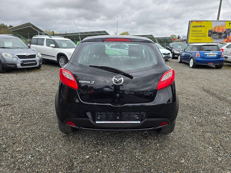 Mazda 2 (2010) 1.3 MZR 55KE klima - fotka 6 z 23