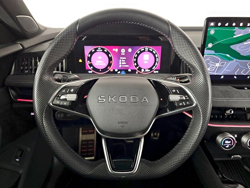 Škoda Superb (2025) 2.0TSi 195kW 4X4 SPORTLINE WEB - fotka 8 z 35