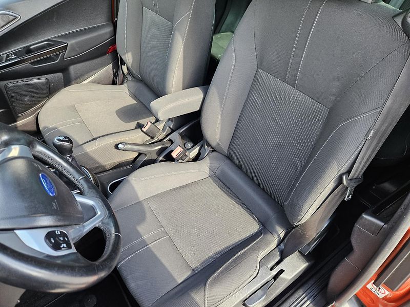 Ford B-MAX (2013) - fotka 12 z 22