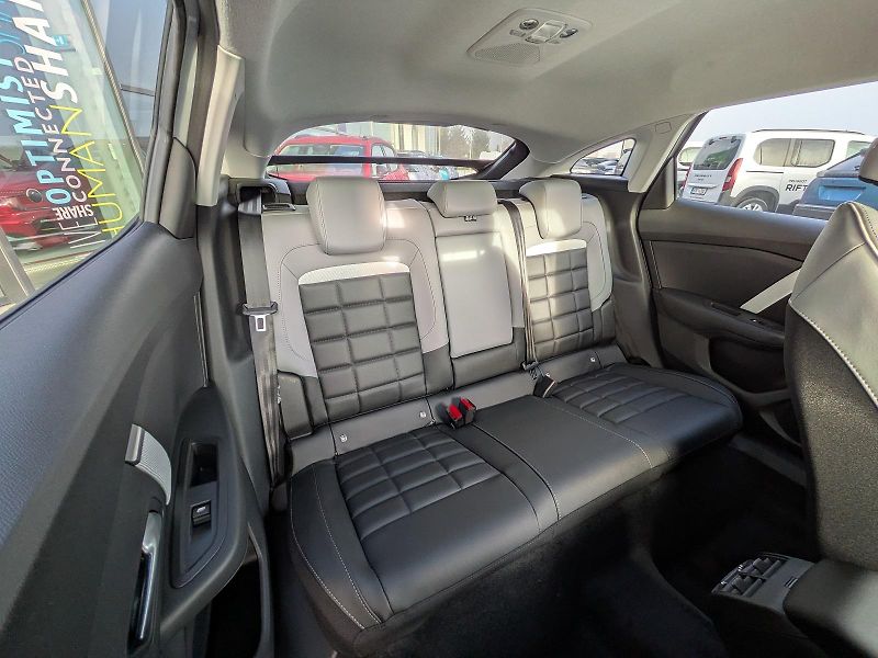 Citroën C4 (2026) MAX Petrol 130 Automatic - fotka 10 z 10