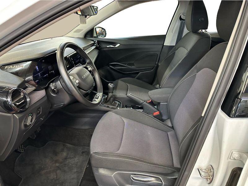 Škoda Fabia (2025) 1.0TSI SELECTION - fotka 10 z 23