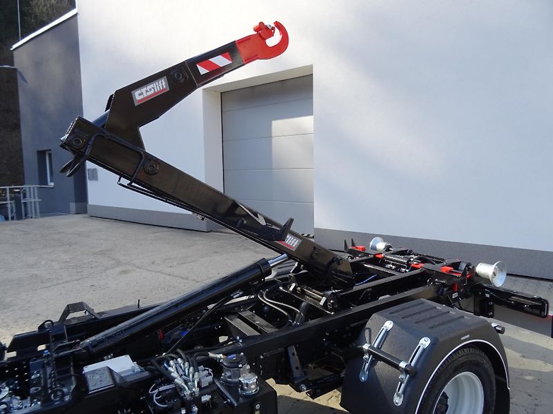 Isuzu M27 (2026) 3.0L, hákový nosič kontejnerů  - fotka 21 z 34