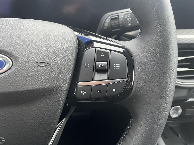 Ford Kuga Titanium 1.5 Ecoboost 137kW AT - fotka 17 z 29