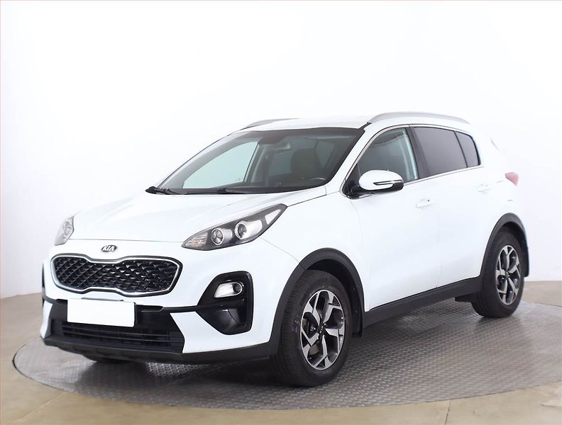 Kia Sportage (2018) 1.6 CRDi, 4X4, Tempomat - fotka 2 z 16