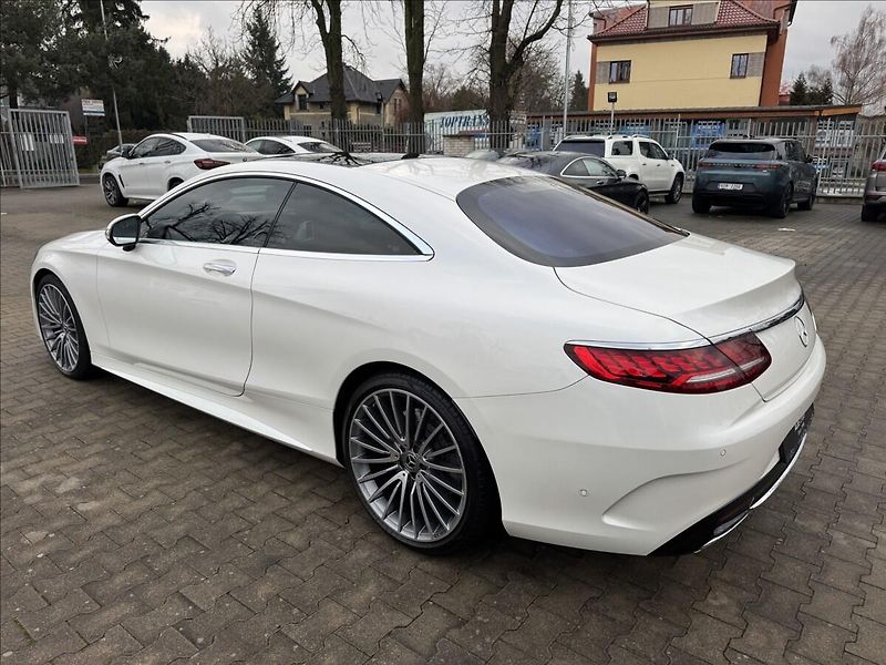 Mercedes-Benz Třídy S S 560 AMG 4Matic Kupé - fotka 8 z 34