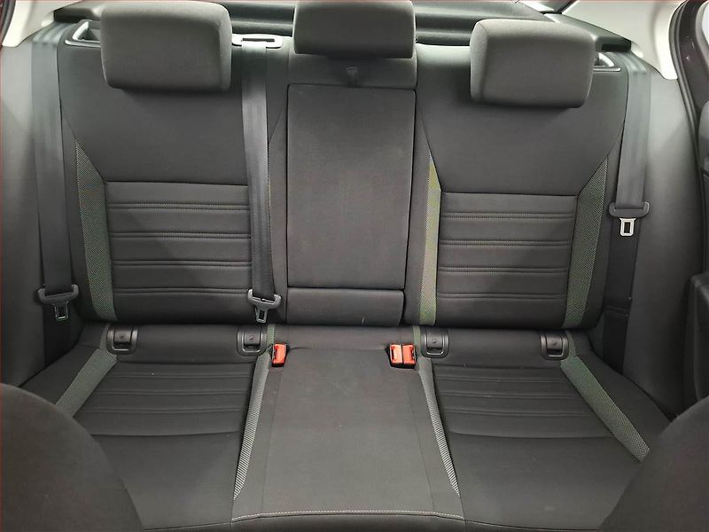 Škoda Octavia (2018) 1.6 TDI, Tempomat - fotka 10 z 18