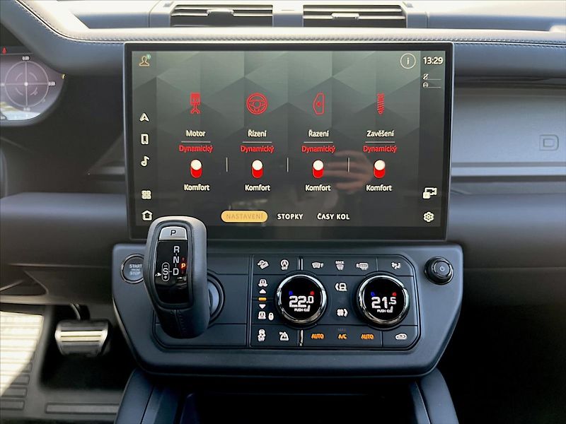 Land Rover Defender (2026) 4,4 110 OCTA P635 V8 AWD - fotka 18 z 21