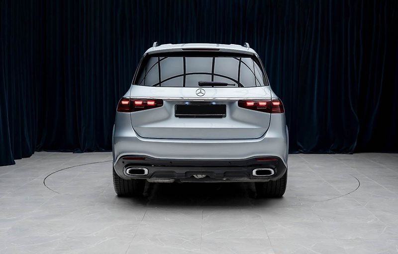 Mercedes-Benz GLS 450d 4M AMG Premium+ Pano Vent - fotka 7 z 15