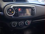 Toyota Yaris (2011) 1.0 VVT-i, Serv.kniha - náhled 12