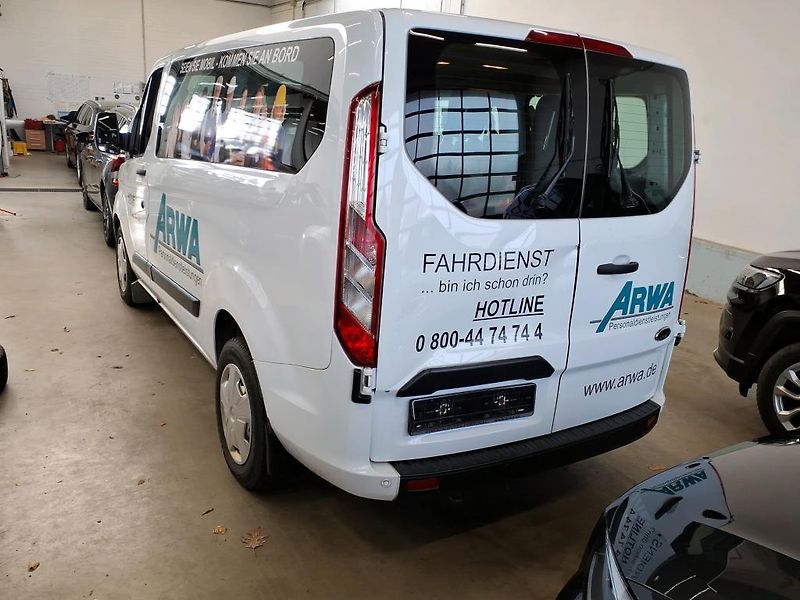 Ford Transit Custom 2,0TDCi 9míst - fotka 4 z 14