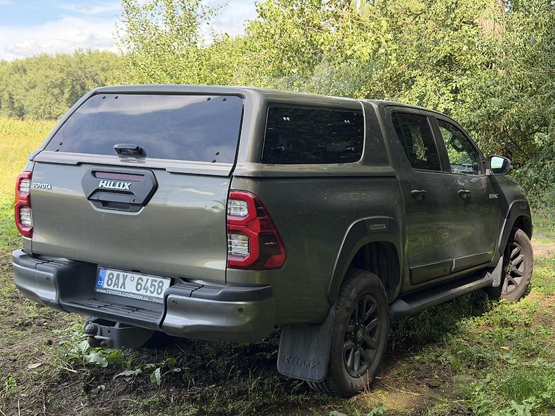 Toyota Hilux (2021) Toyota Hilux 2.8  - fotka 5 z 16