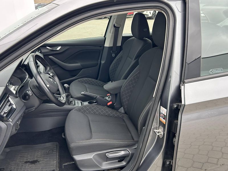 Škoda Scala Ambition 6MP 1,0TSI - fotka 6 z 23