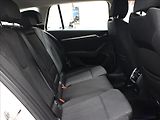 Škoda Octavia 2,0 TDI DSG style 1. maj. CZ - náhled 13