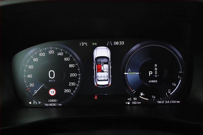 Volvo XC40 (2020) T5 Recharge - fotka 8 z 21