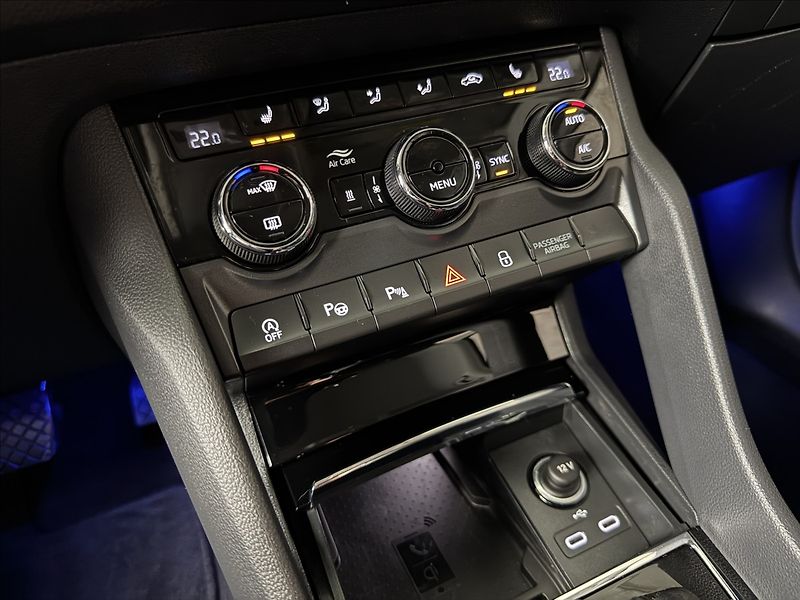 Škoda Kodiaq 2,0 TDi  DSG 4x4 Tour Assist K - fotka 43 z 48
