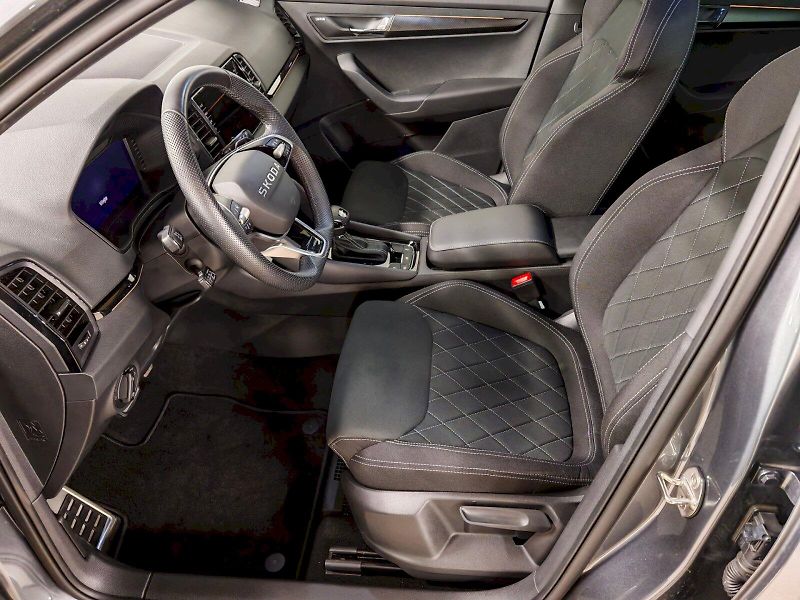 Škoda Karoq (2025) 2.0 TSI 140 kW DSG 4x4 Sportli - fotka 21 z 30