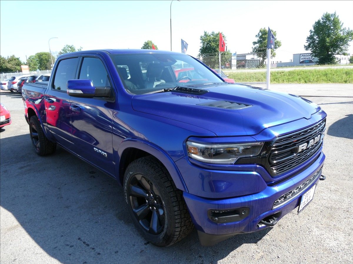 RAM 1500 5,7 HEMI LIMITED,1.maj.,DPH,ČR