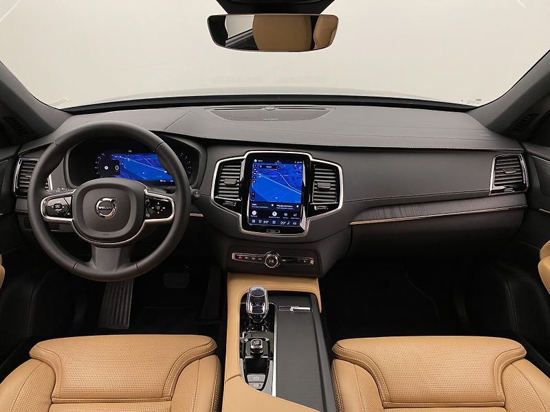 Volvo XC90 B5 AWD BRIGHT PLUS AUT CZ 7m - fotka 2 z 63