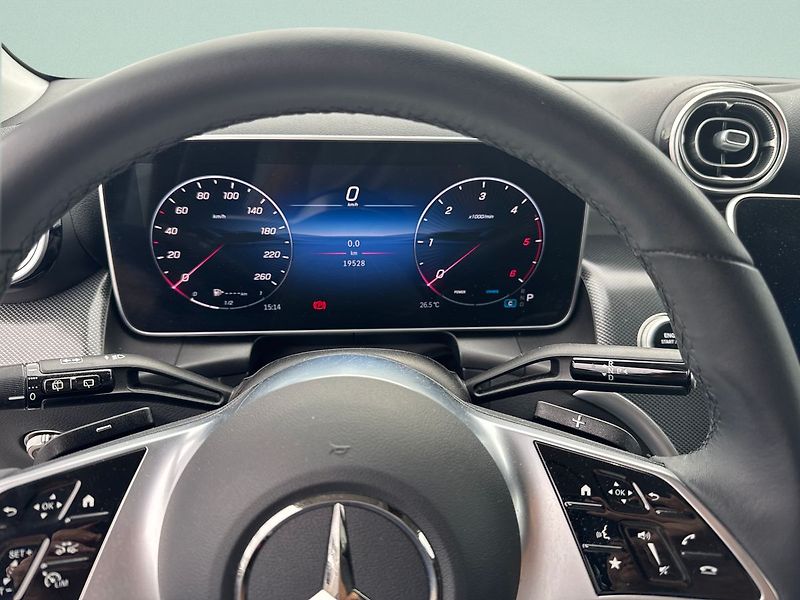 Mercedes-Benz GLC 220d 4MATIC - fotka 11 z 21
