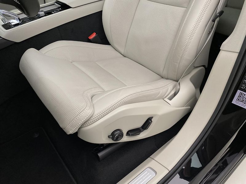 Volvo XC90 T8 AWD RECHARGE BRIGHT PLUS 7m - fotka 25 z 67