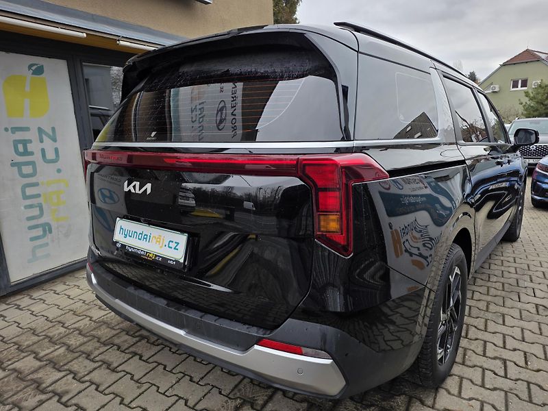 Kia Carnival 2.2-9 MÍST-DPH-KŮŽE - fotka 11 z 28