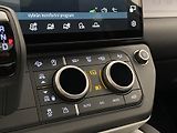 Land Rover Defender (2026) 130 D250 X-Dynamic SE - náhled 38