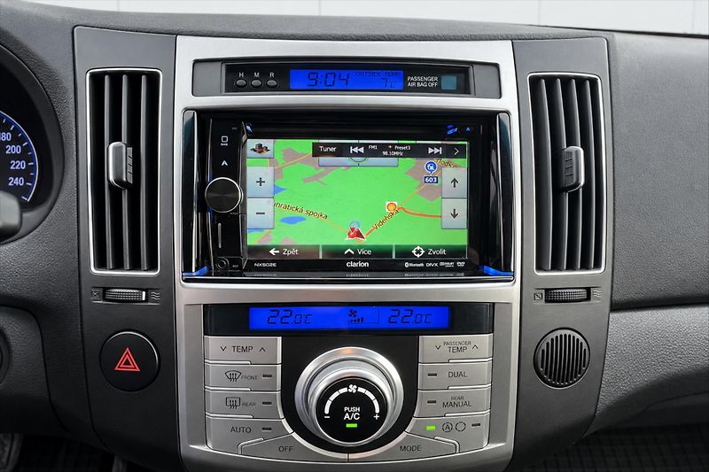 Hyundai ix55 3.0 CRDI 4x4 PREMIUM ČR - fotka 16 z 18