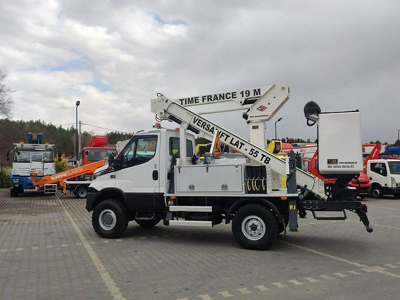 Iveco Daily 55S17W 4x4 MONT. PLOŠINA - fotka 4 z 9