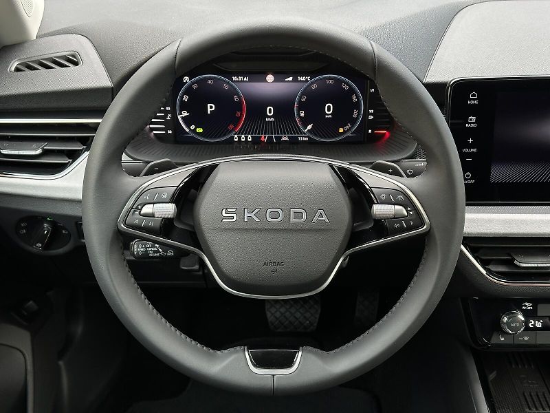 Škoda Kamiq 1.5TSi DSG 150PS LED V.Cockpit - fotka 20 z 46