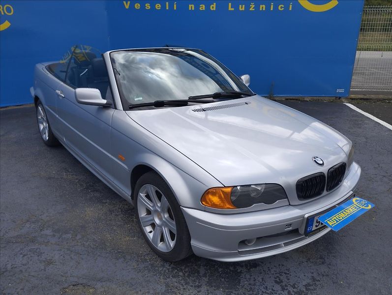 BMW Řada 3 320i 105KW KABRIO   2,0 - fotka 3 z 18