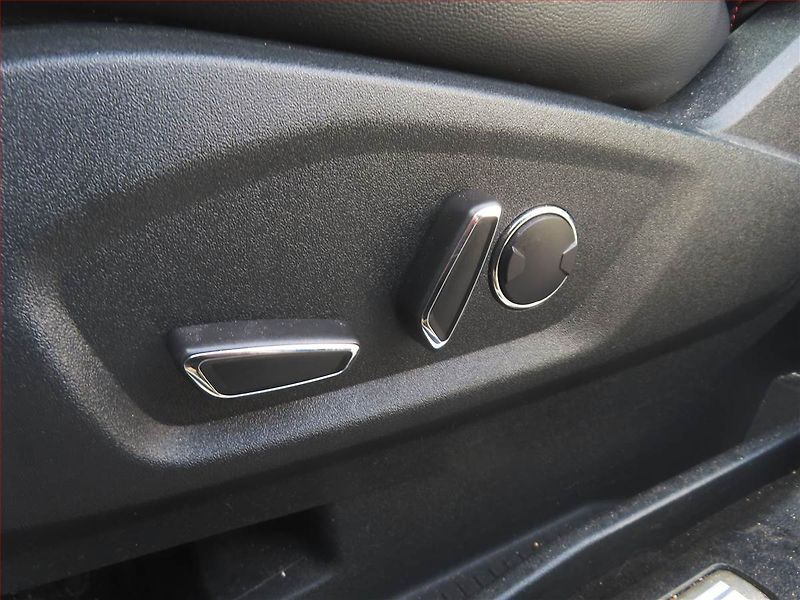 Ford S-MAX (2019) ST-Line 2.0 EcoBlue - fotka 16 z 17