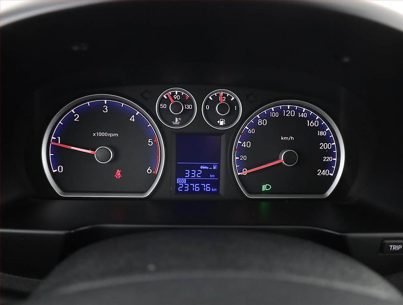 Hyundai i30 (2008) 1.6 CRDi, po STK, Tažné - fotka 9 z 13