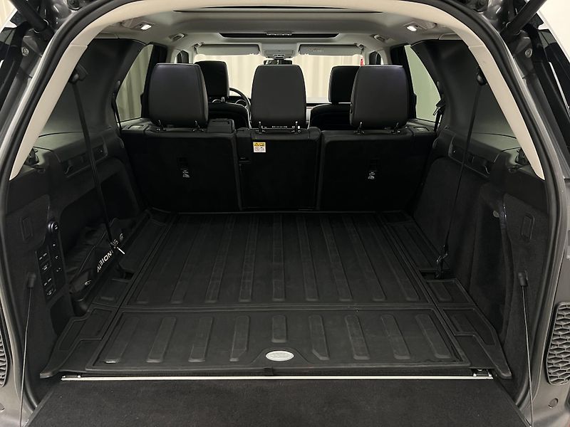 Land Rover Discovery 3.0 TDV6 HSE AWD 7MÍST AUT  - fotka 5 z 52