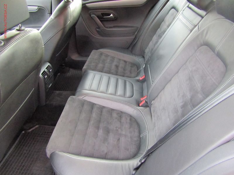 Volkswagen CC (2012) 2.0TDI, ČR, Sport, bixen - fotka 10 z 23