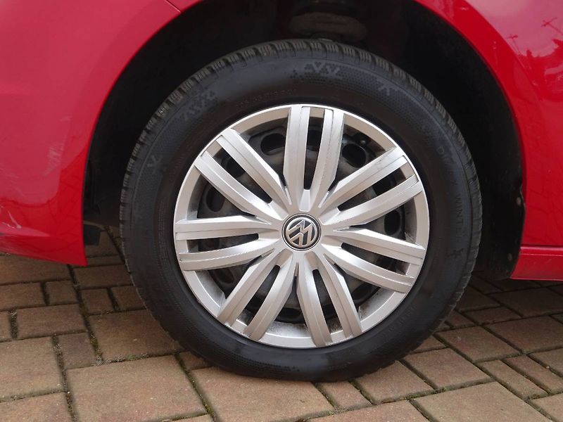 Volkswagen Caddy (2019) 2,0 TDi/ 75kW Trend - fotka 13 z 23