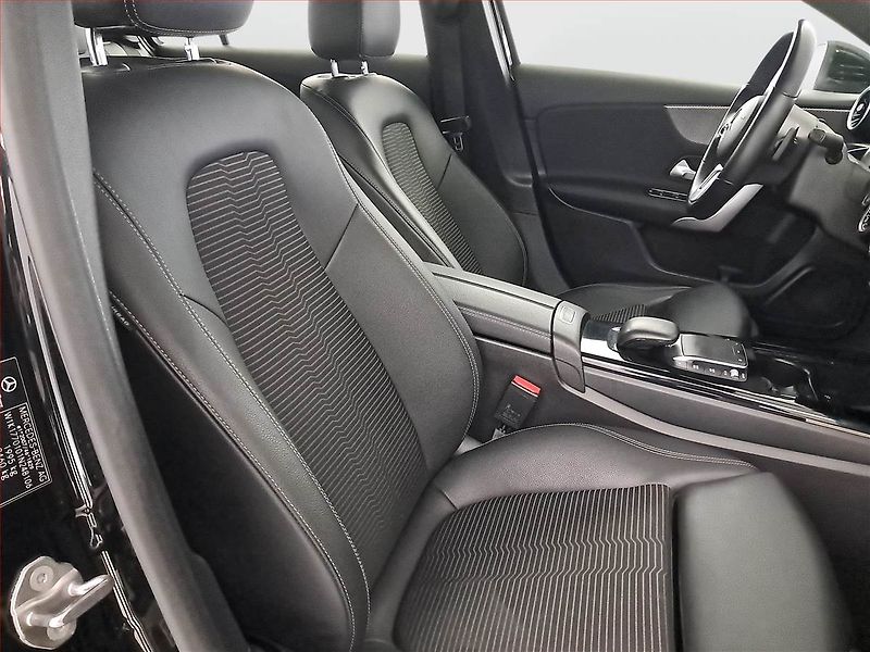 Mercedes-Benz Třídy A (2021) A 180 d - fotka 9 z 22