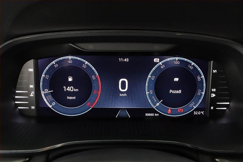 Škoda Octavia (2020) 1.5 TSI, Park. senzory - fotka 8 z 19