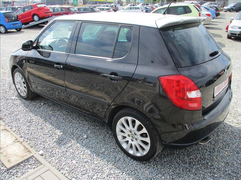 Škoda Fabia 1,2 TSI, digi klima, serviska, - fotka 7 z 33