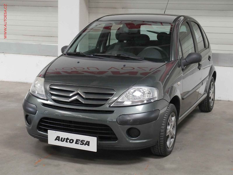 Citroën C3 (2009) 1.4 i, AC, tažné - fotka 3 z 16