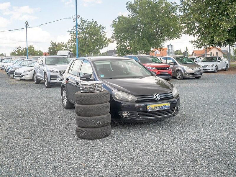 Volkswagen Golf (2011) 1.4TSI 90KW – PO SERVISU - fotka 3 z 48