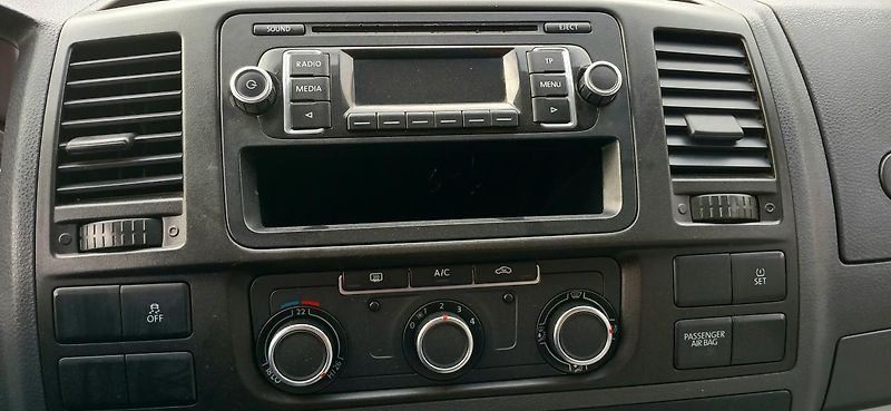 Volkswagen Transporter 2.0 TDI LONG servisní historie - fotka 24 z 44