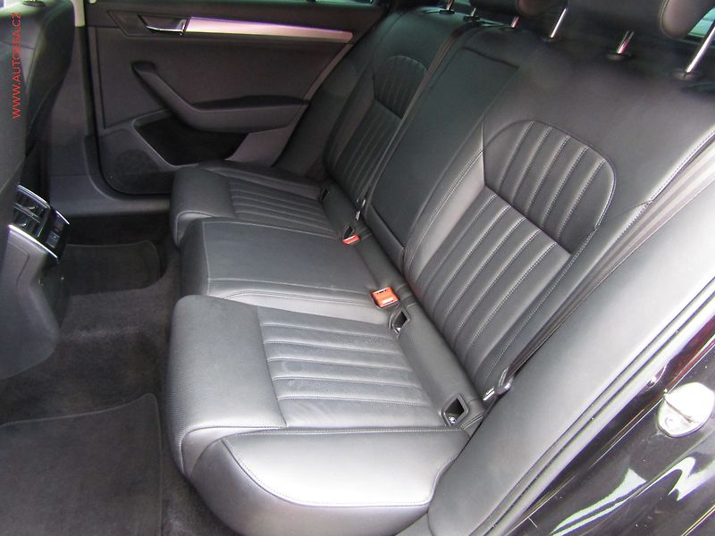 Škoda Superb (2019) 2.0TDi, Style, DSG, bixen - fotka 10 z 23